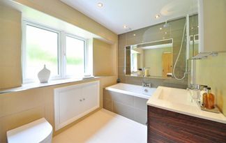 Bild: Badezimmer helle Farben
