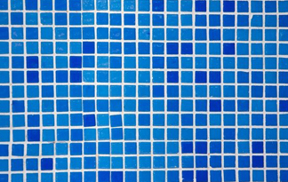 Bild: Blauer Fliesenspiegel