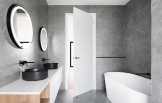 Badezimmer können heute ganz einfach ohne Fliesen gestaltet werden Bild: Badezimmer ohne Fliesen