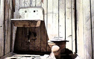 Bild: Toilette alt (Sanierung)