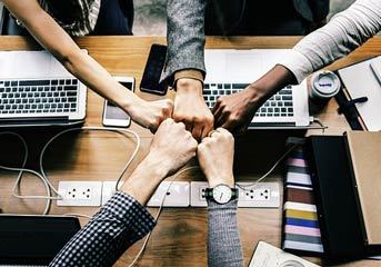 Wir von Badheld bietet Ihnen auch die Möglichkeit, Ihr Produkt auf unser Seite zu bewerben Bild: Werbepartner für Handwerker